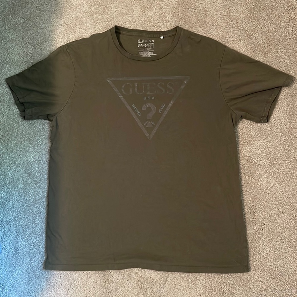 Mens XL Guess T-shirt